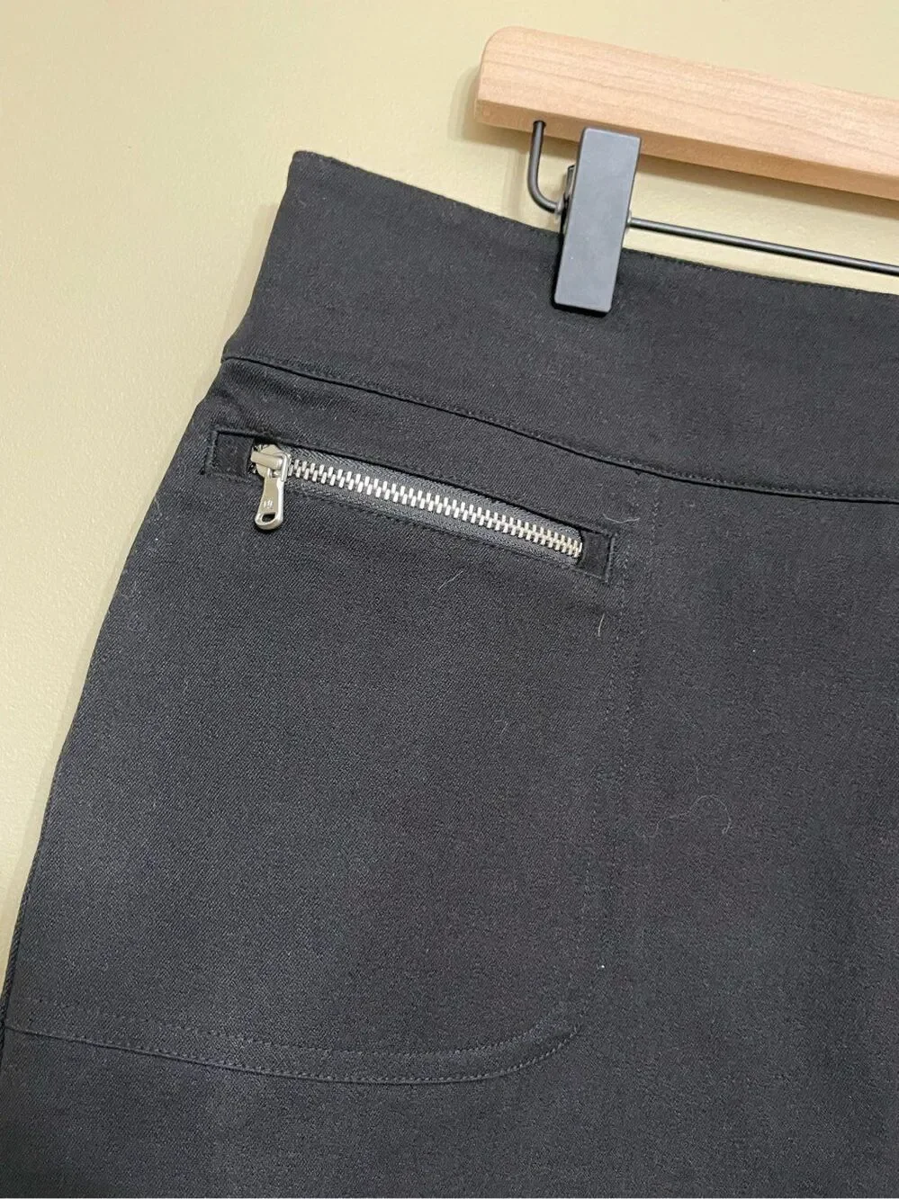 Lauren Ralph Lauren Black Cotton Pencil Skirt with Silver Zipper Pockets Petite